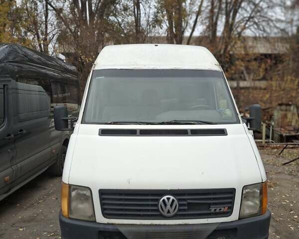 Белый Фольксваген ЛТ, объемом двигателя 0 л и пробегом 10 тыс. км за 7000 $, фото 1 на Automoto.ua