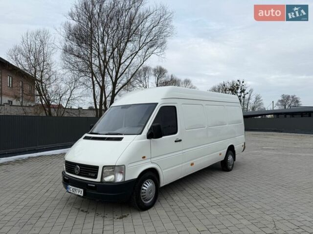 Белый Фольксваген ЛТ, объемом двигателя 2.46 л и пробегом 542 тыс. км за 8900 $, фото 1 на Automoto.ua