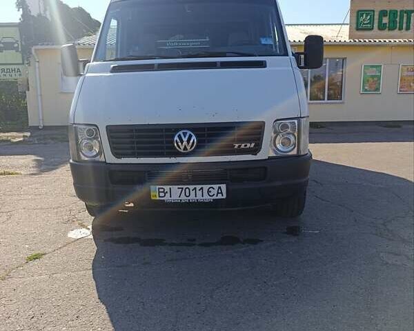 Белый Фольксваген ЛТ, объемом двигателя 2.5 л и пробегом 575 тыс. км за 4499 $, фото 1 на Automoto.ua