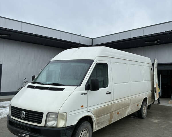 Белый Фольксваген ЛТ, объемом двигателя 2.5 л и пробегом 416 тыс. км за 8900 $, фото 1 на Automoto.ua