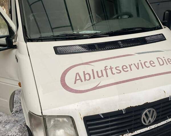 Білий Фольксваген ЛТ, об'ємом двигуна 2.46 л та пробігом 650 тис. км за 6500 $, фото 1 на Automoto.ua