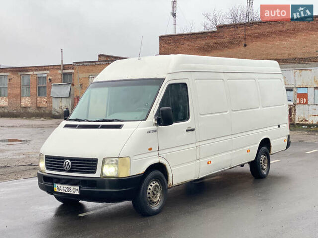 Белый Фольксваген ЛТ, объемом двигателя 2.5 л и пробегом 574 тыс. км за 7699 $, фото 1 на Automoto.ua