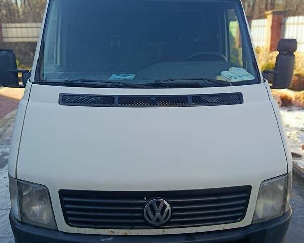 Білий Фольксваген ЛТ, об'ємом двигуна 2.46 л та пробігом 465 тис. км за 6500 $, фото 1 на Automoto.ua