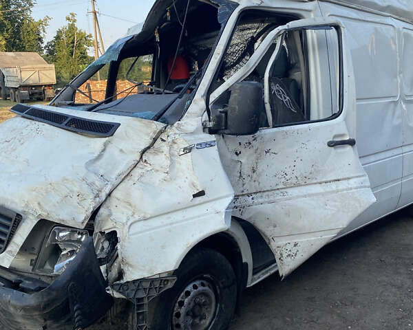Білий Фольксваген ЛТ, об'ємом двигуна 2.46 л та пробігом 500 тис. км за 3500 $, фото 1 на Automoto.ua