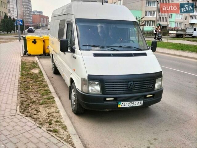 Белый Фольксваген ЛТ, объемом двигателя 2.5 л и пробегом 470 тыс. км за 7800 $, фото 1 на Automoto.ua