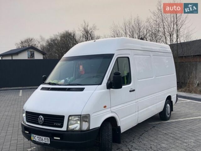 Белый Фольксваген ЛТ, объемом двигателя 2.5 л и пробегом 490 тыс. км за 7200 $, фото 1 на Automoto.ua