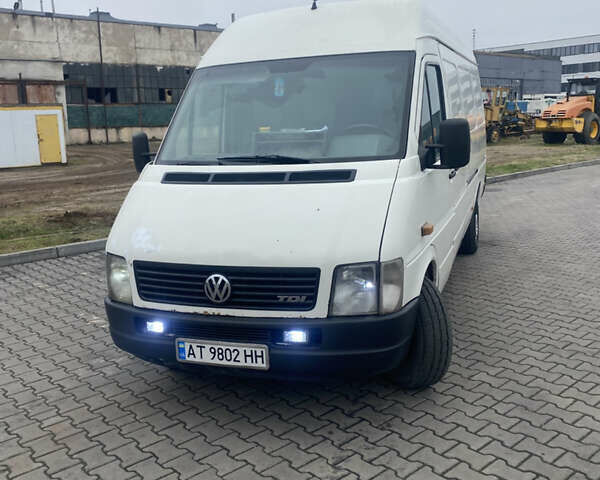 Білий Фольксваген ЛТ, об'ємом двигуна 2.46 л та пробігом 850 тис. км за 6500 $, фото 1 на Automoto.ua