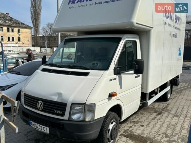 Белый Фольксваген ЛТ, объемом двигателя 2.5 л и пробегом 287 тыс. км за 15900 $, фото 1 на Automoto.ua