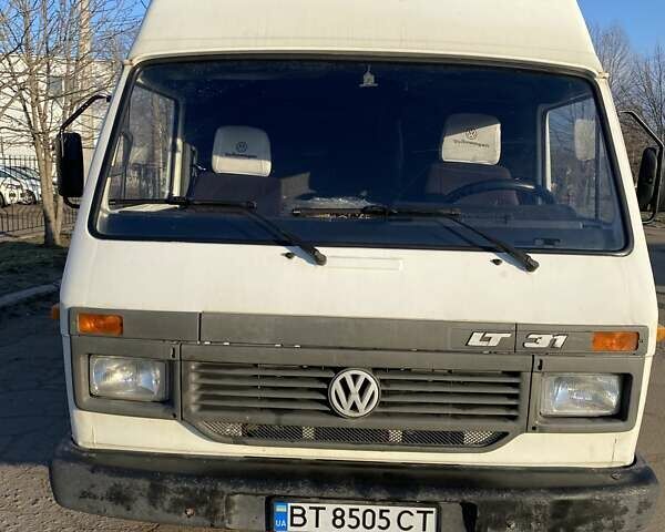 Белый Фольксваген ЛТ, объемом двигателя 2.38 л и пробегом 4 тыс. км за 3200 $, фото 1 на Automoto.ua