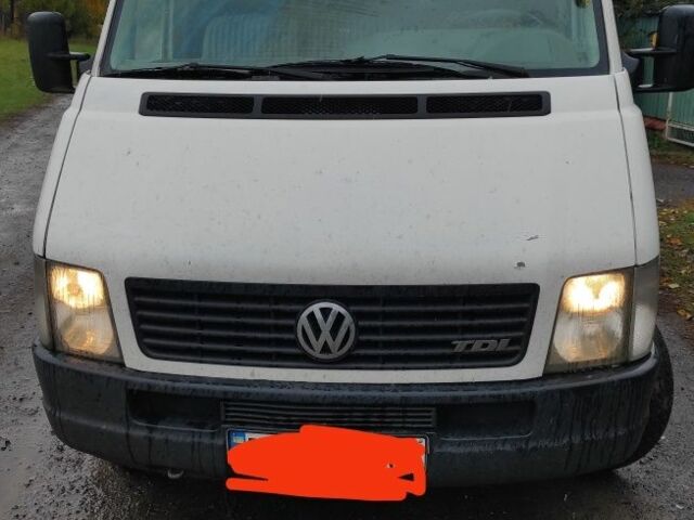 Белый Фольксваген ЛТ, объемом двигателя 0 л и пробегом 800 тыс. км за 6500 $, фото 1 на Automoto.ua