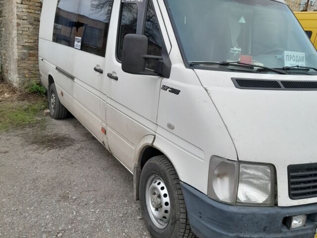 Белый Фольксваген ЛТ, объемом двигателя 2.5 л и пробегом 650 тыс. км за 7103 $, фото 1 на Automoto.ua