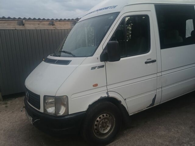 Белый Фольксваген ЛТ, объемом двигателя 2.5 л и пробегом 765 тыс. км за 6200 $, фото 1 на Automoto.ua