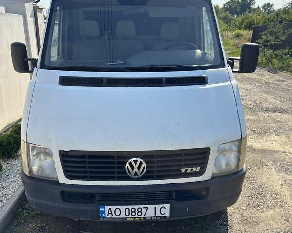 Білий Фольксваген ЛТ, об'ємом двигуна 2.46 л та пробігом 640 тис. км за 9000 $, фото 1 на Automoto.ua