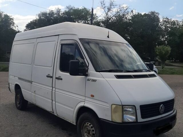 Белый Фольксваген ЛТ, объемом двигателя 2.5 л и пробегом 500 тыс. км за 9500 $, фото 1 на Automoto.ua