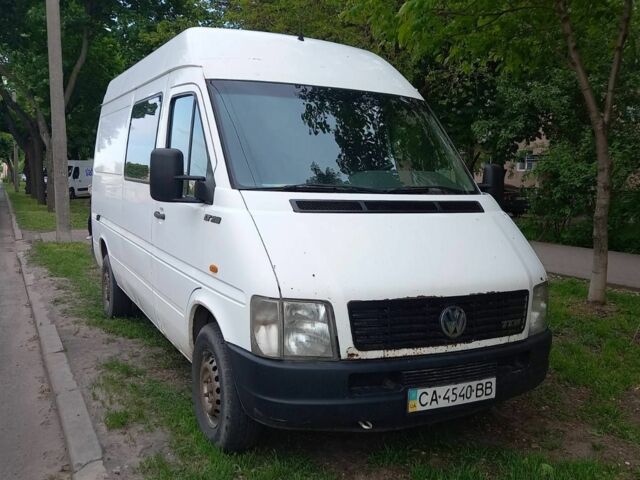 Белый Фольксваген ЛТ, объемом двигателя 2.5 л и пробегом 520 тыс. км за 6800 $, фото 1 на Automoto.ua