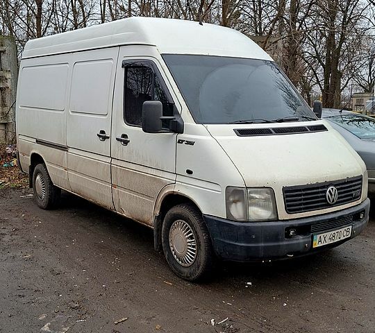 Белый Фольксваген ЛТ, объемом двигателя 2.5 л и пробегом 637 тыс. км за 5500 $, фото 1 на Automoto.ua