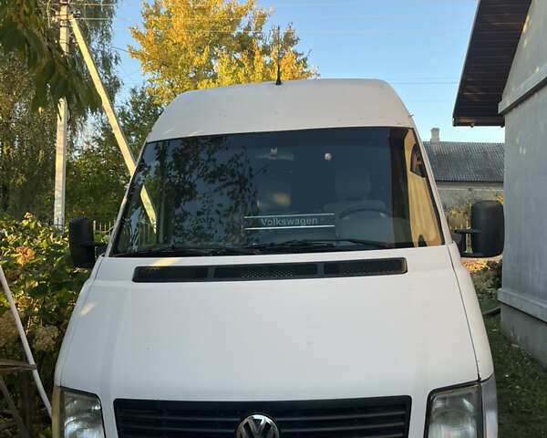 Белый Фольксваген ЛТ, объемом двигателя 2.46 л и пробегом 420 тыс. км за 6200 $, фото 1 на Automoto.ua