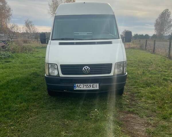 Белый Фольксваген ЛТ, объемом двигателя 2.46 л и пробегом 650 тыс. км за 8400 $, фото 1 на Automoto.ua