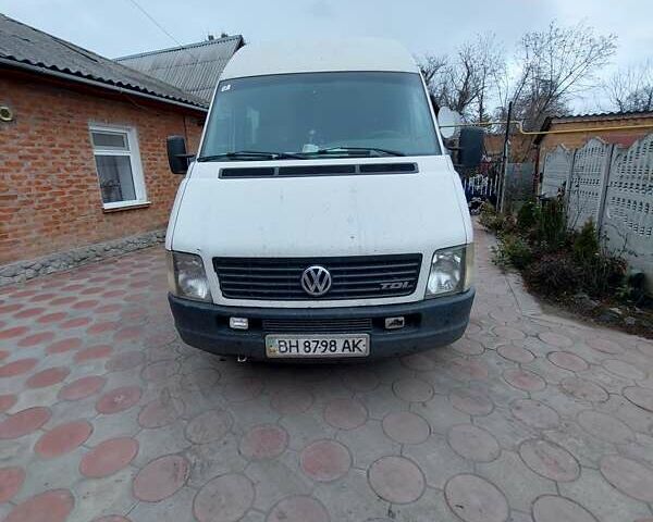 Белый Фольксваген ЛТ, объемом двигателя 2.46 л и пробегом 650 тыс. км за 8300 $, фото 1 на Automoto.ua