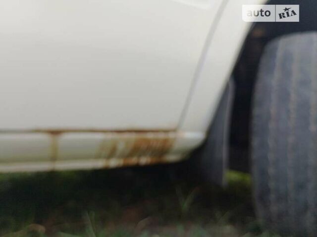 Белый Фольксваген ЛТ, объемом двигателя 2.5 л и пробегом 716 тыс. км за 6500 $, фото 1 на Automoto.ua