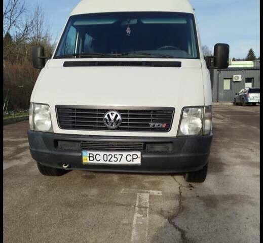 Белый Фольксваген ЛТ, объемом двигателя 2.8 л и пробегом 251 тыс. км за 8200 $, фото 1 на Automoto.ua