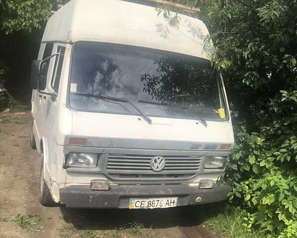 Белый Фольксваген ЛТ, объемом двигателя 2.4 л и пробегом 4 тыс. км за 600 $, фото 1 на Automoto.ua