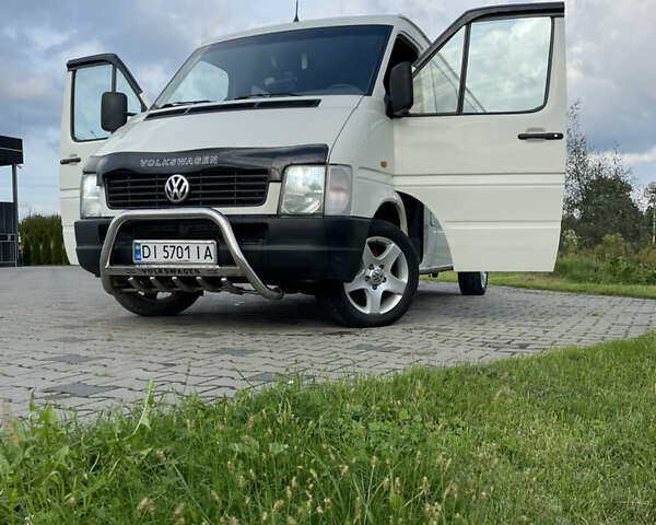 Білий Фольксваген ЛТ, об'ємом двигуна 2.5 л та пробігом 450 тис. км за 9900 $, фото 1 на Automoto.ua