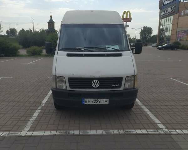 Білий Фольксваген ЛТ, об'ємом двигуна 2.5 л та пробігом 999 тис. км за 4500 $, фото 1 на Automoto.ua