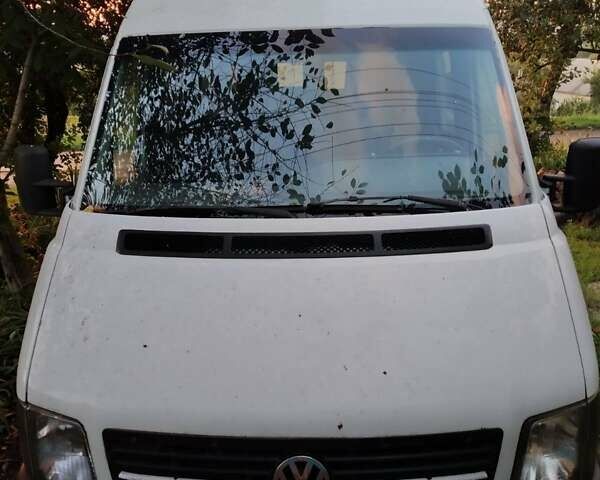 Белый Фольксваген ЛТ, объемом двигателя 0 л и пробегом 740 тыс. км за 7000 $, фото 1 на Automoto.ua