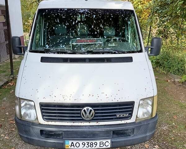 Білий Фольксваген ЛТ, об'ємом двигуна 2.5 л та пробігом 331 тис. км за 6500 $, фото 1 на Automoto.ua