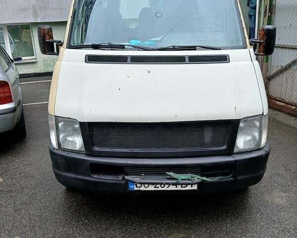 Бежевий Фольксваген ЛТ, об'ємом двигуна 2.46 л та пробігом 600 тис. км за 4500 $, фото 1 на Automoto.ua