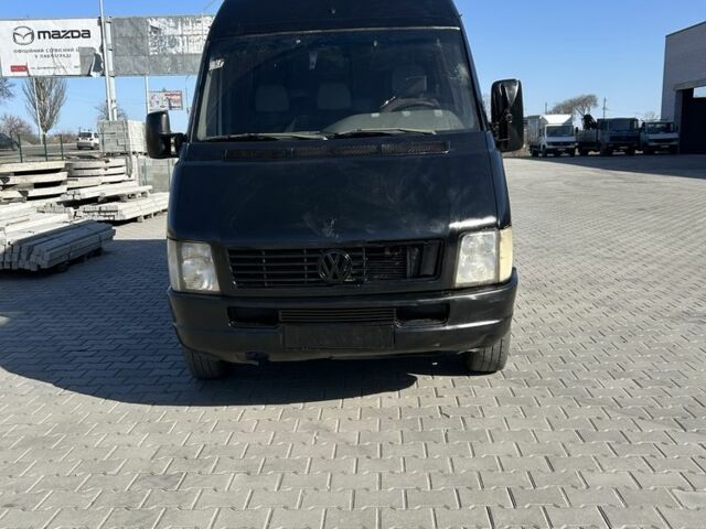 Черный Фольксваген ЛТ, объемом двигателя 2.5 л и пробегом 500 тыс. км за 2260 $, фото 1 на Automoto.ua