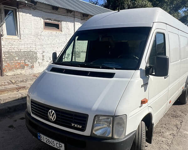 Фольксваген ЛТ, объемом двигателя 2.5 л и пробегом 217 тыс. км за 12500 $, фото 1 на Automoto.ua