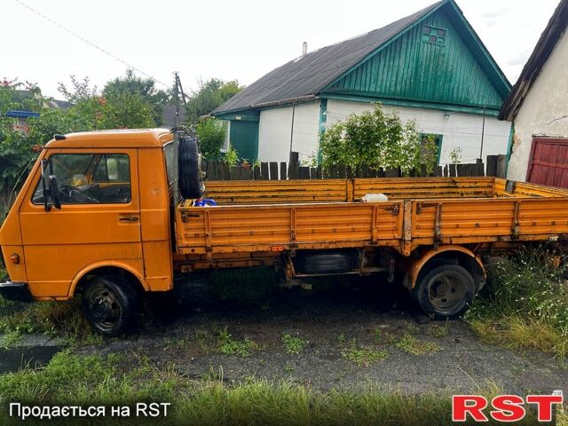 Фольксваген ЛТ, объемом двигателя 2.4 л и пробегом 400 тыс. км за 4500 $, фото 1 на Automoto.ua