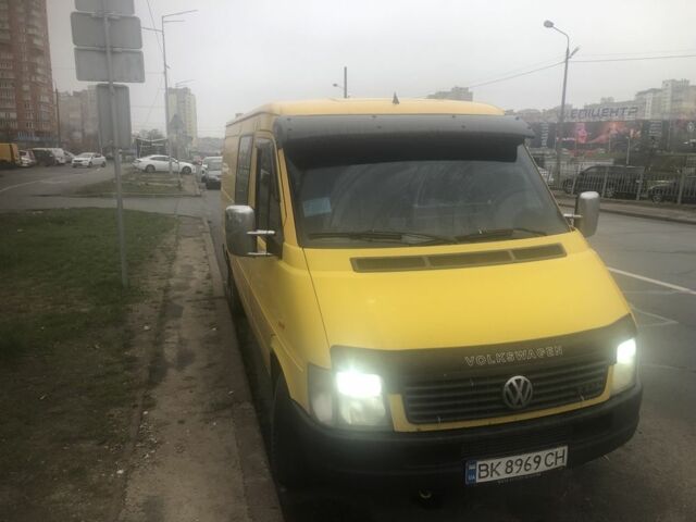 Жовтий Фольксваген ЛТ, об'ємом двигуна 2.5 л та пробігом 1000 тис. км за 5000 $, фото 1 на Automoto.ua