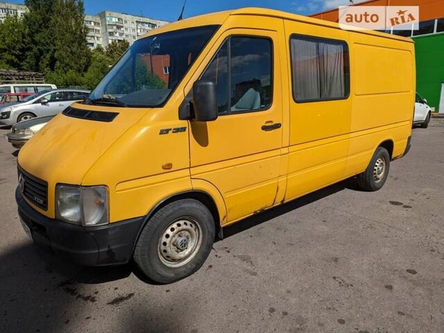 Жовтий Фольксваген ЛТ, об'ємом двигуна 2.5 л та пробігом 400 тис. км за 6799 $, фото 1 на Automoto.ua