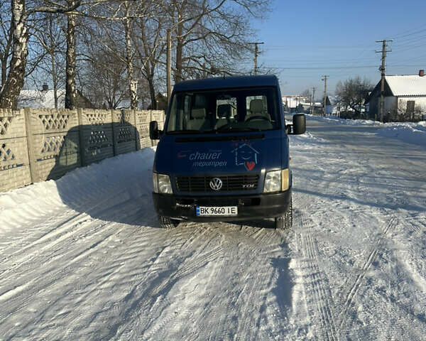 Синій Фольксваген ЛТ, об'ємом двигуна 2.5 л та пробігом 358 тис. км за 6999 $, фото 1 на Automoto.ua