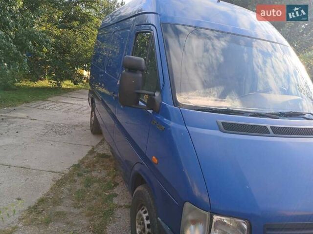 Синий Фольксваген ЛТ, объемом двигателя 0 л и пробегом 247 тыс. км за 9000 $, фото 1 на Automoto.ua
