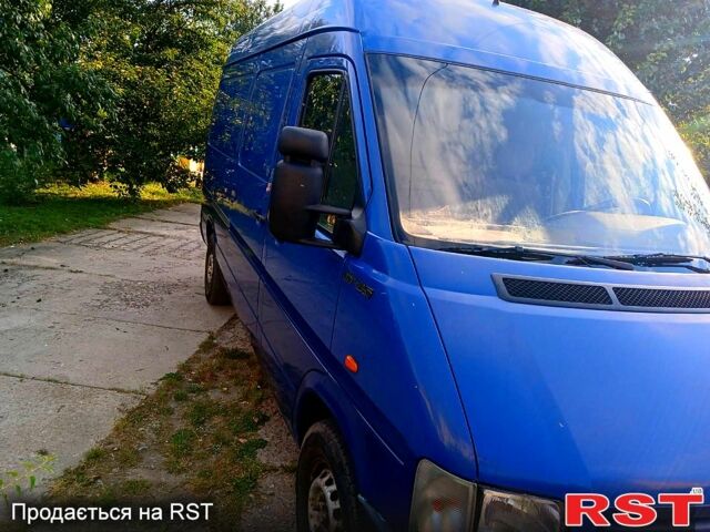 Синій Фольксваген ЛТ, об'ємом двигуна 2.8 л та пробігом 247 тис. км за 9000 $, фото 1 на Automoto.ua