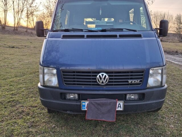 Синий Фольксваген ЛТ, объемом двигателя 2.5 л и пробегом 410 тыс. км за 8500 $, фото 1 на Automoto.ua