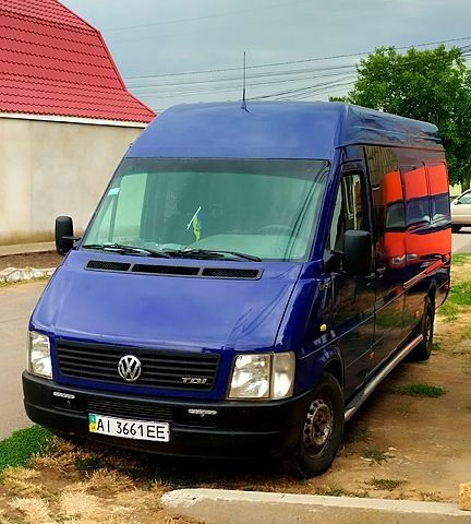 Синий Фольксваген ЛТ, объемом двигателя 2.5 л и пробегом 530 тыс. км за 10500 $, фото 1 на Automoto.ua