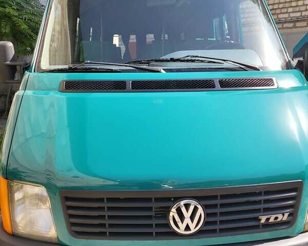 Зелений Фольксваген ЛТ, об'ємом двигуна 2.5 л та пробігом 650 тис. км за 12500 $, фото 1 на Automoto.ua