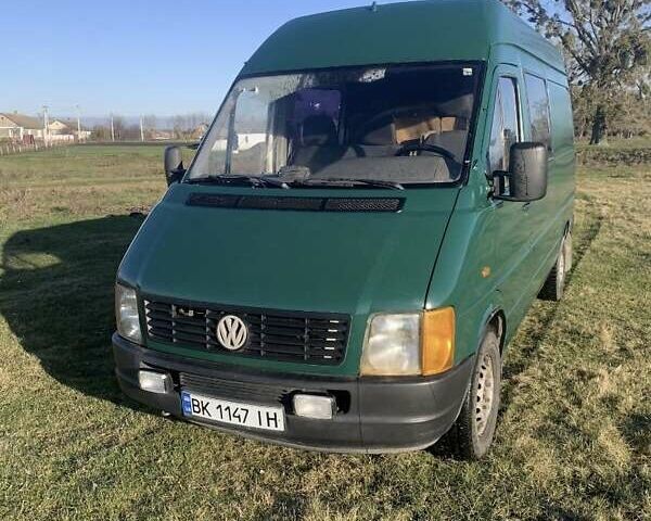 Зеленый Фольксваген ЛТ, объемом двигателя 2.46 л и пробегом 660 тыс. км за 5500 $, фото 1 на Automoto.ua