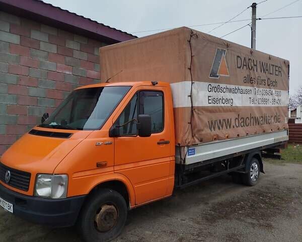 Помаранчевий Фольксваген ЛТ, об'ємом двигуна 2.8 л та пробігом 500 тис. км за 9500 $, фото 1 на Automoto.ua