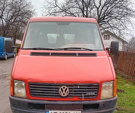 Помаранчевий Фольксваген ЛТ, об'ємом двигуна 2.46 л та пробігом 380 тис. км за 4650 $, фото 1 на Automoto.ua