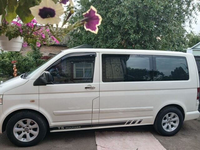 Фольксваген Мультиван 2008 в Нежине на Automoto.ua Белый Фольксваген Мультиван, объемом двигателя 2.5 л и пробегом 330 тыс. км за 10000 $, фото 1 на Automoto.ua