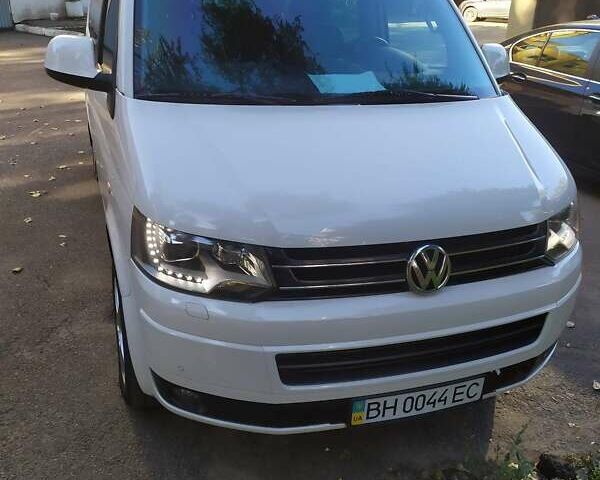 Білий Фольксваген Мультиван, об'ємом двигуна 1.98 л та пробігом 170 тис. км за 23290 $, фото 1 на Automoto.ua