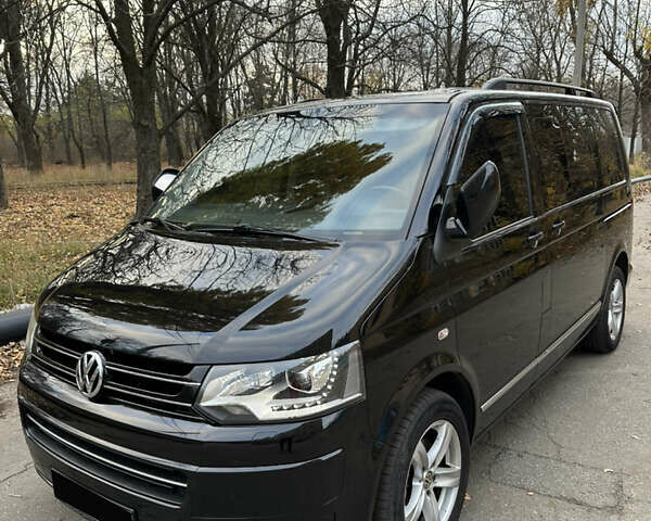 Черный Фольксваген Мультиван, объемом двигателя 1.98 л и пробегом 365 тыс. км за 19999 $, фото 1 на Automoto.ua