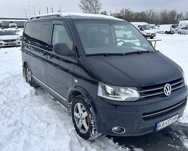 Черный Фольксваген Мультиван, объемом двигателя 1.98 л и пробегом 230 тыс. км за 23000 $, фото 1 на Automoto.ua