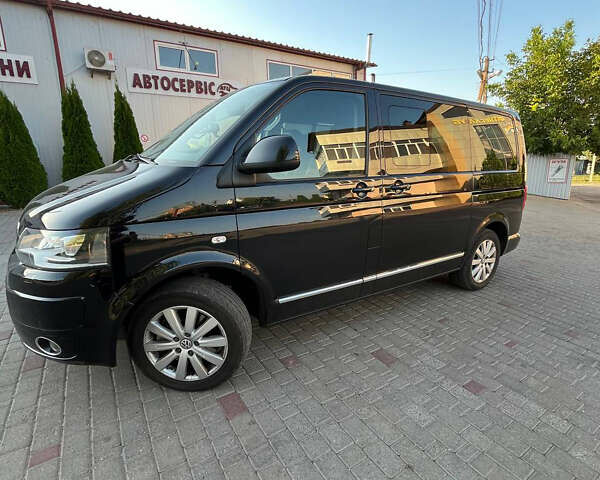 Черный Фольксваген Мультиван, объемом двигателя 1.98 л и пробегом 255 тыс. км за 21000 $, фото 1 на Automoto.ua